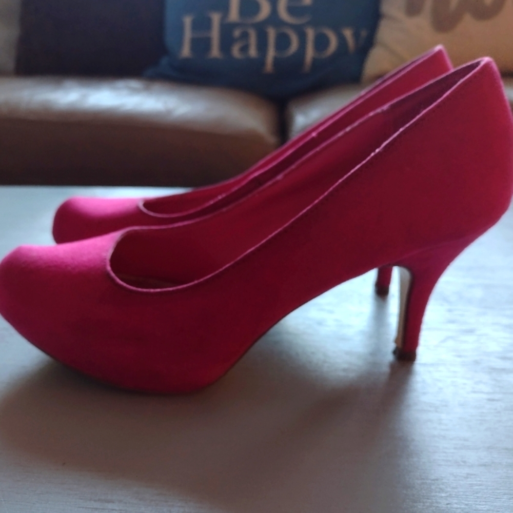 Hot Pink Magenta Pumps